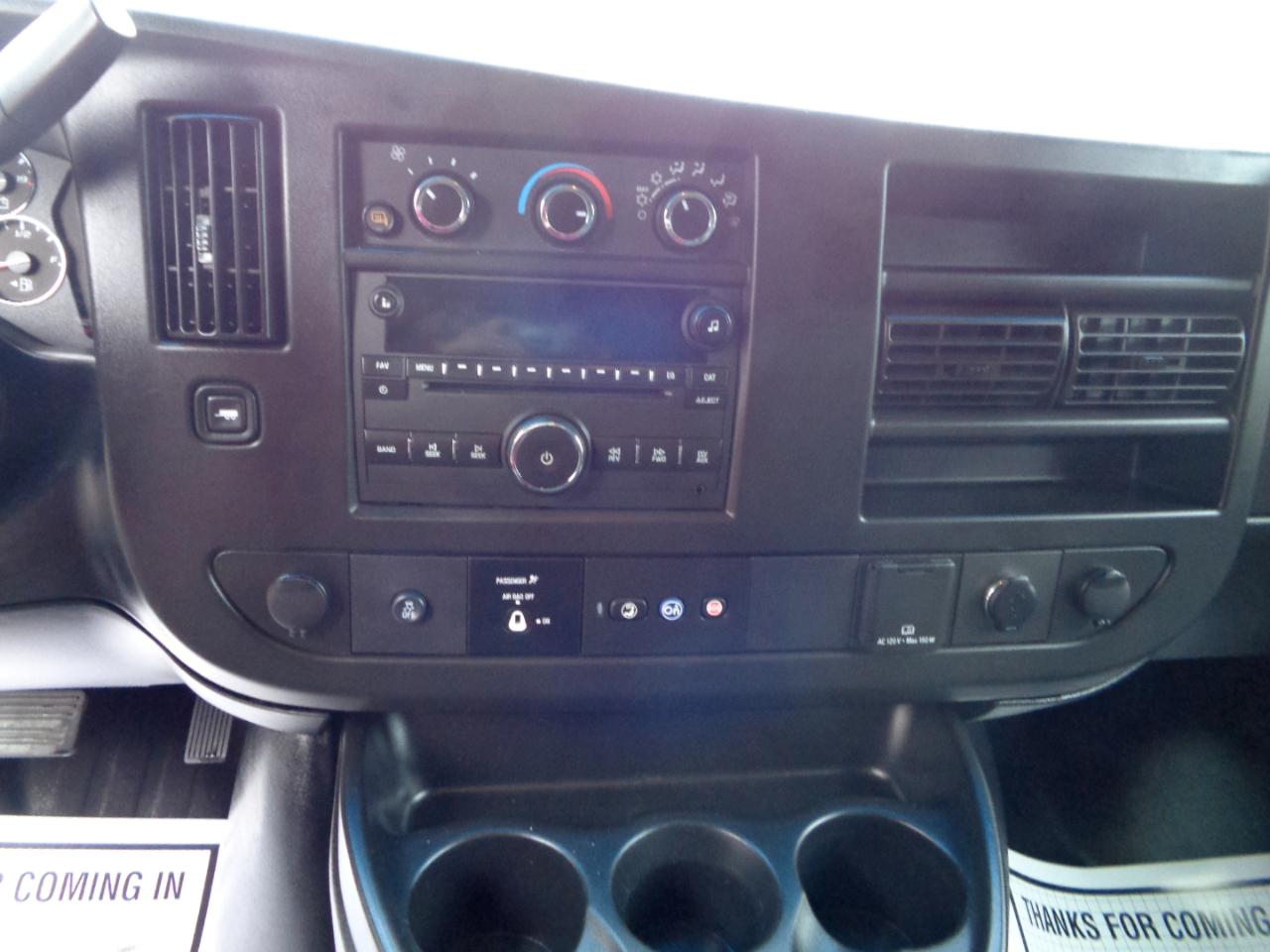 GMC Savana Cargo Van RWD 2500 135" 2020