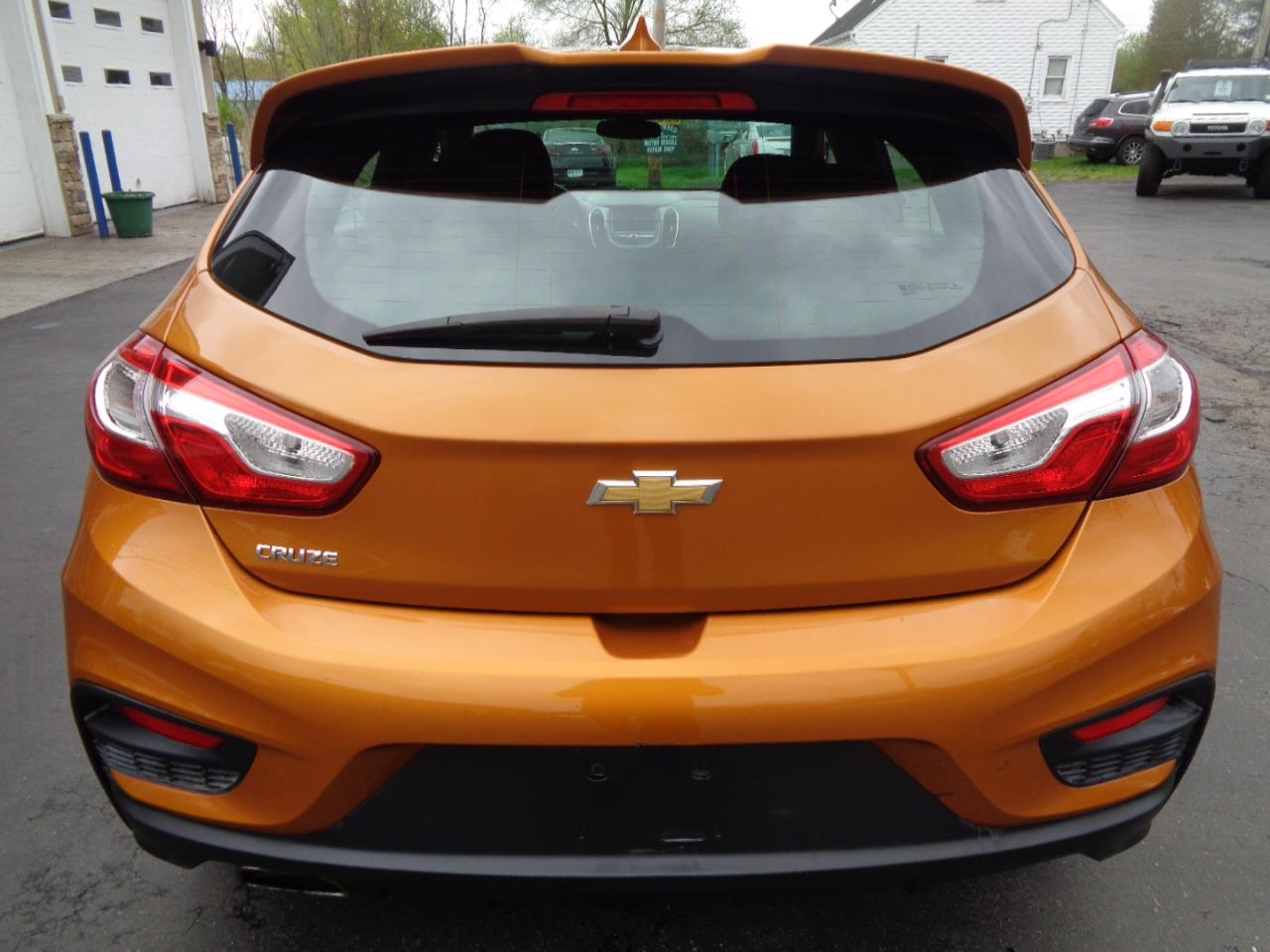 Chevrolet Cruze 4dr HB 1.4L LT w/1SD 2017