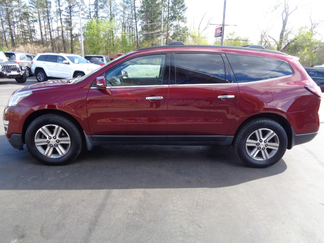 Chevrolet Traverse AWD 4dr LT w/2LT 2015