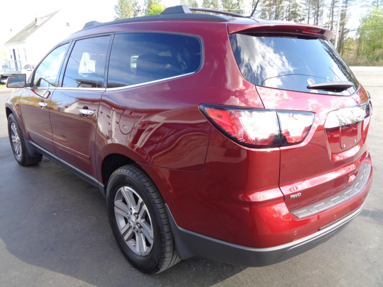 Chevrolet Traverse AWD 4dr LT w/2LT 2015