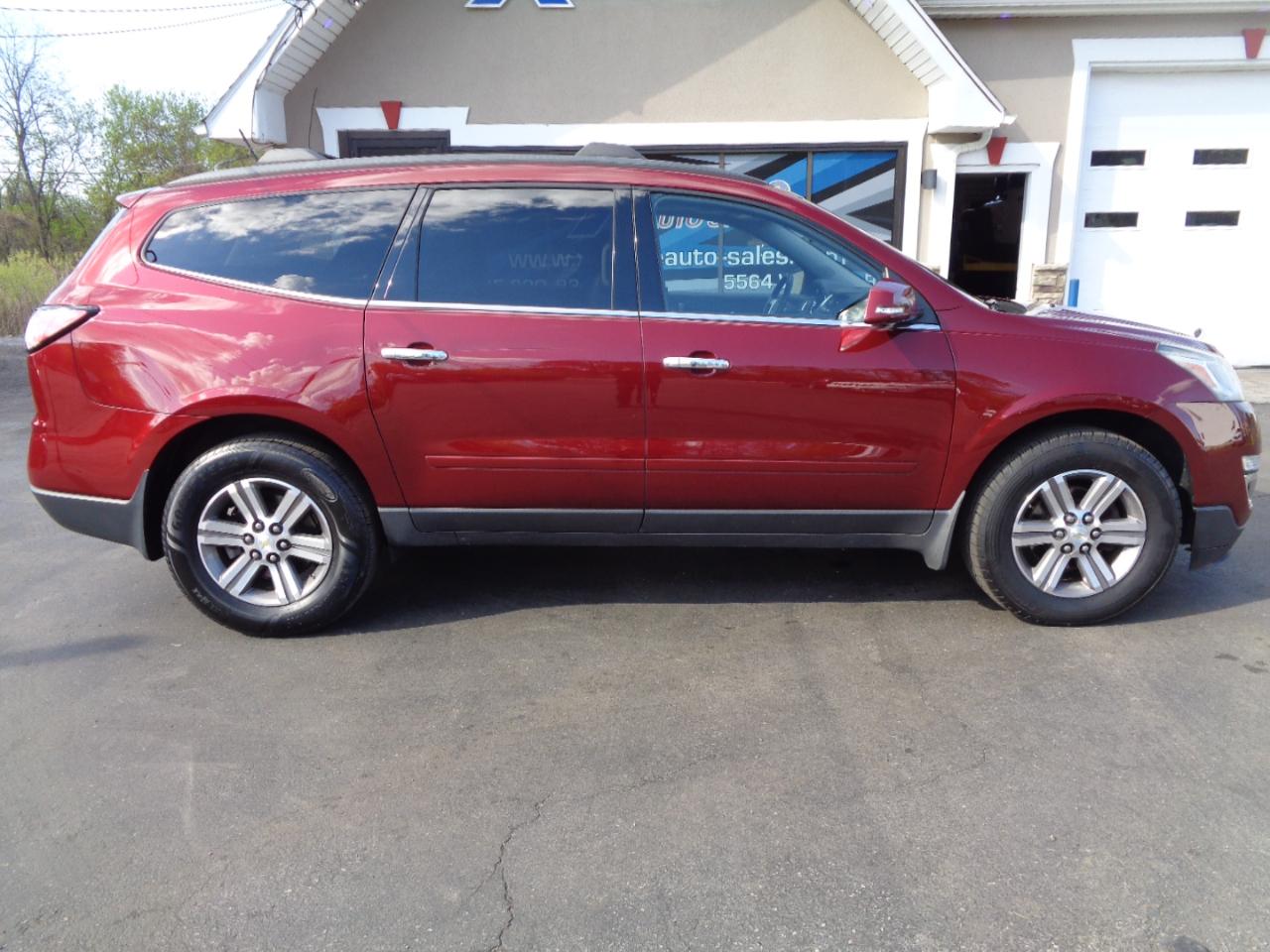 Chevrolet Traverse AWD 4dr LT w/2LT 2015