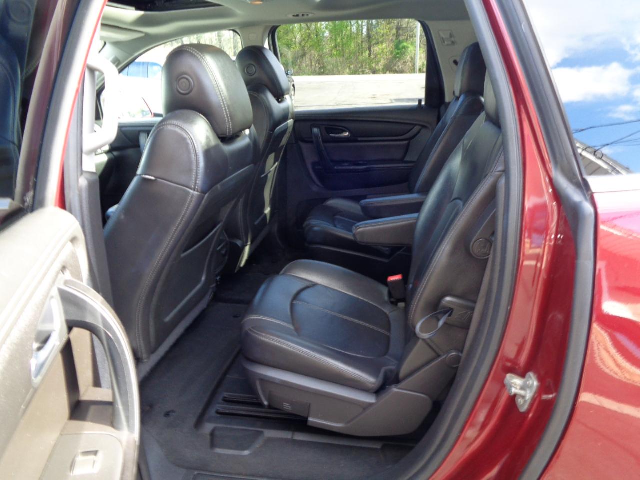 Chevrolet Traverse AWD 4dr LT w/2LT 2015