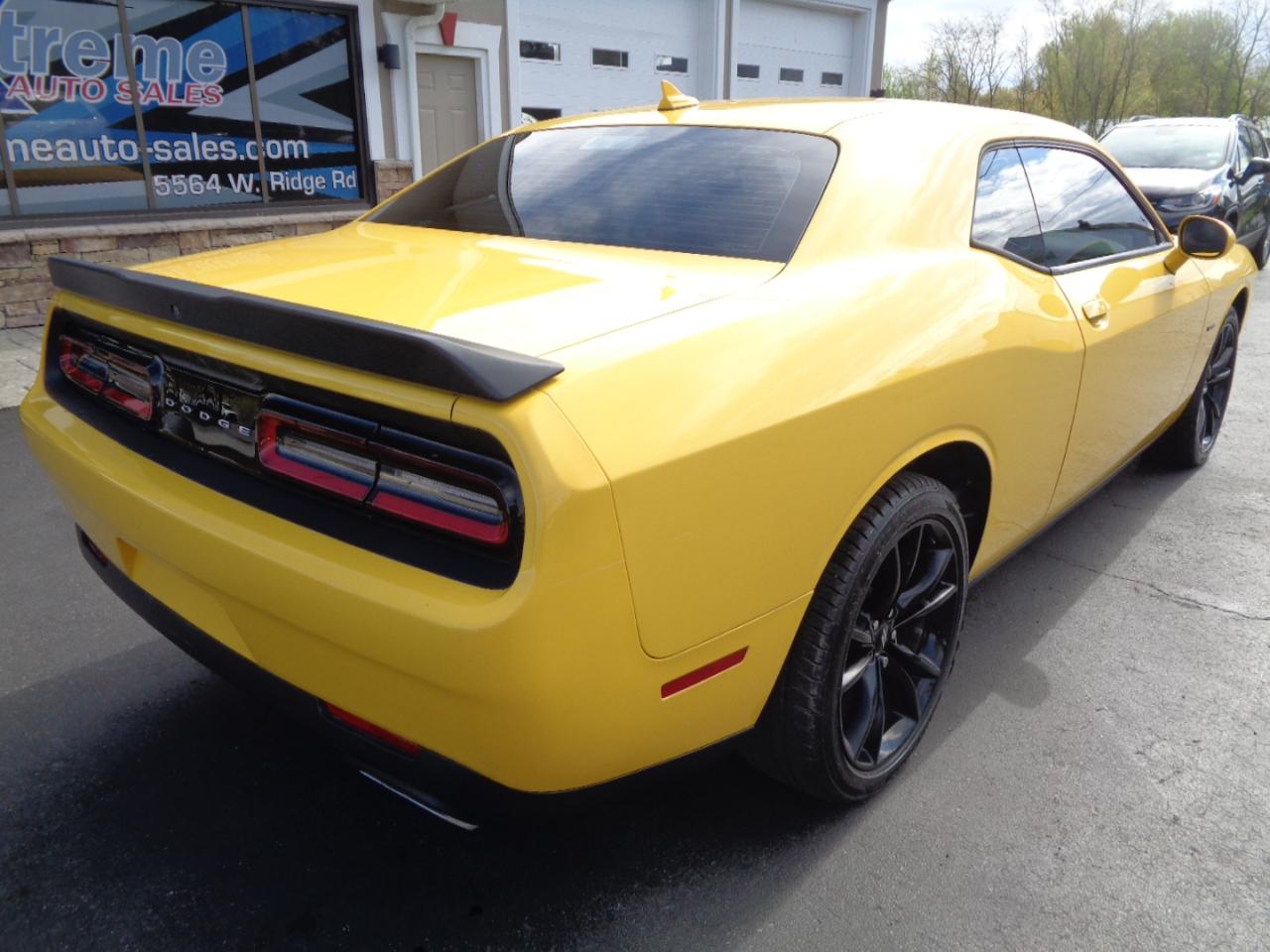 Dodge Challenger R/T RWD 2018