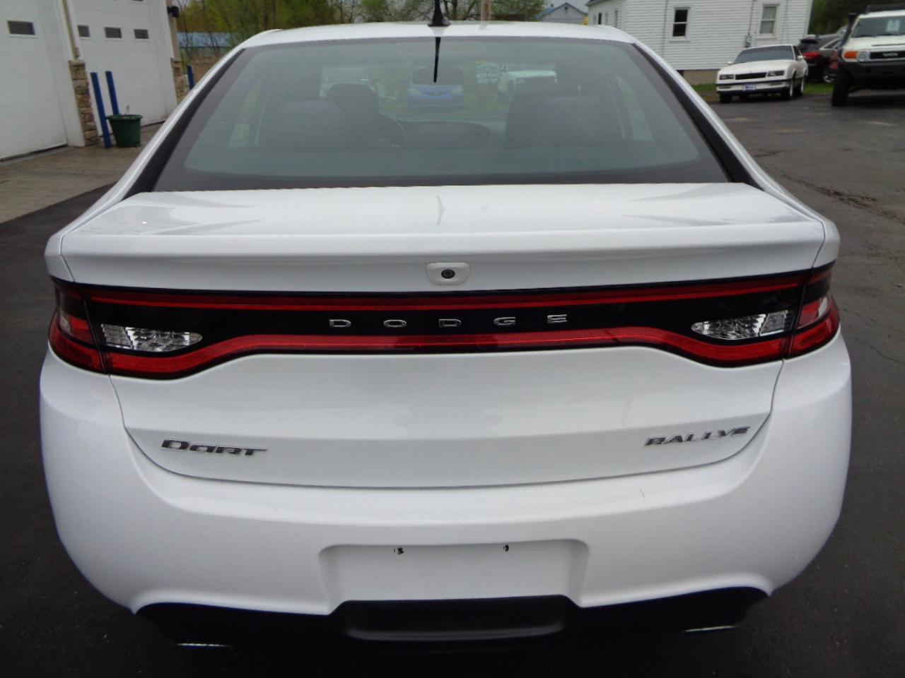 2015 Dodge Dart SXT - Photo 6