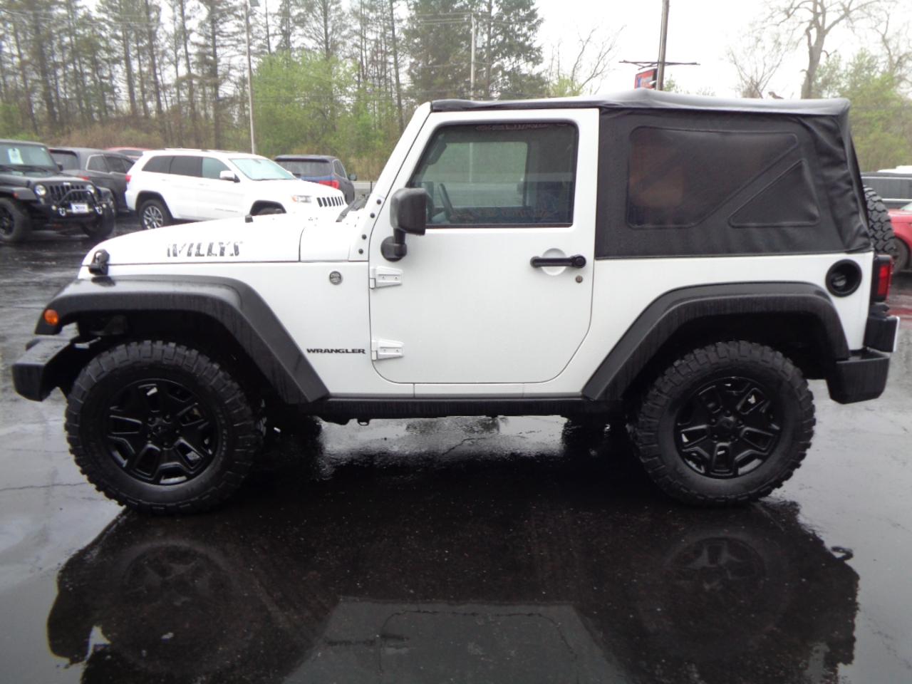 Jeep Wrangler 4WD 2dr Willys Wheeler 2015