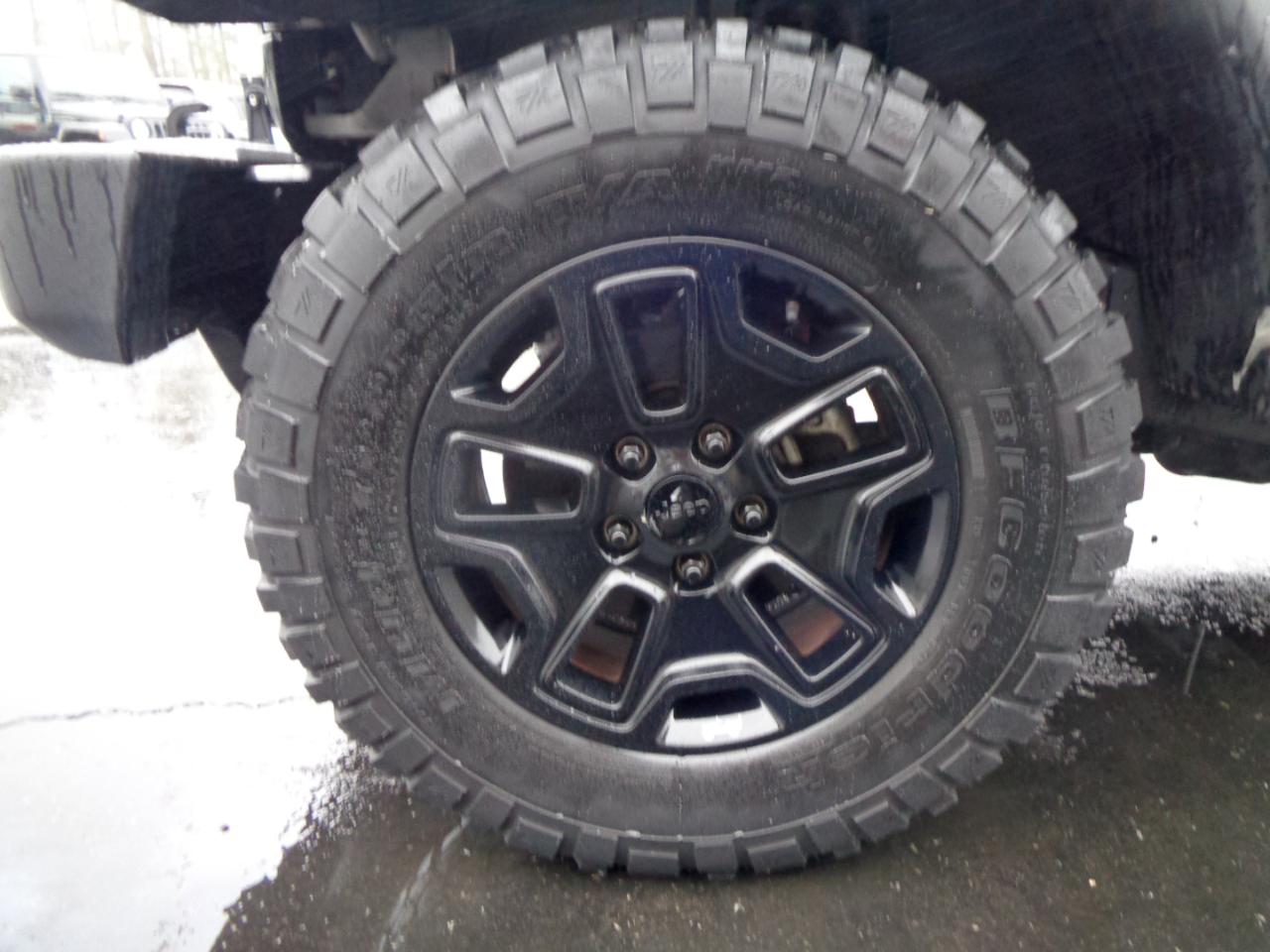 Jeep Wrangler 4WD 2dr Willys Wheeler 2015