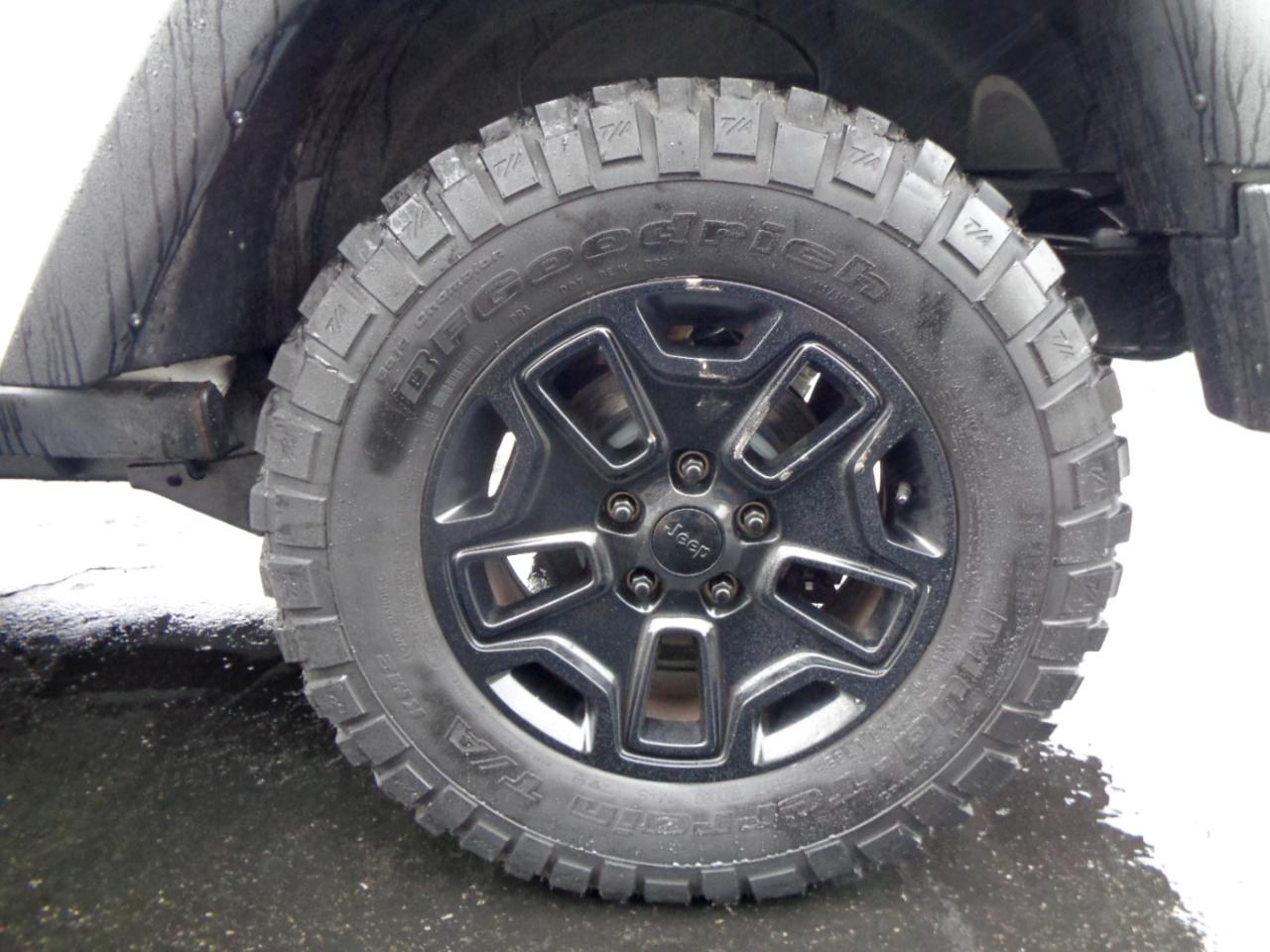 Jeep Wrangler 4WD 2dr Willys Wheeler 2015
