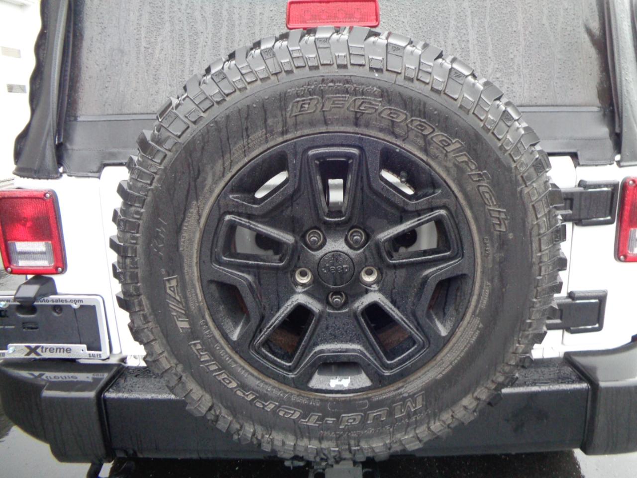 Jeep Wrangler 4WD 2dr Willys Wheeler 2015