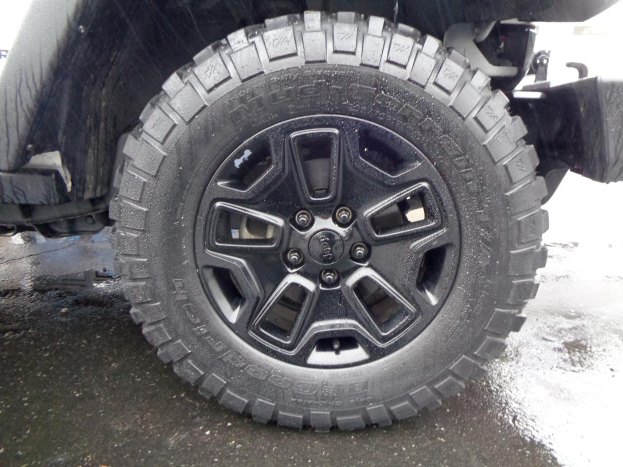 Jeep Wrangler 4WD 2dr Willys Wheeler 2015