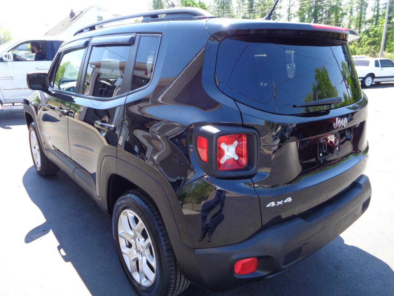 Jeep Renegade 4WD 4dr Latitude 2016