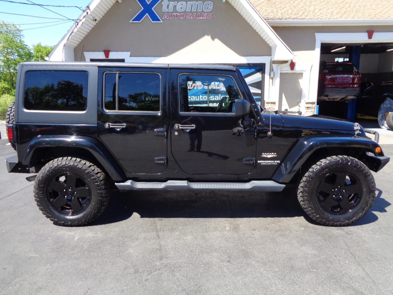 Jeep Wrangler Unlimited 4WD 4dr Sahara 2015