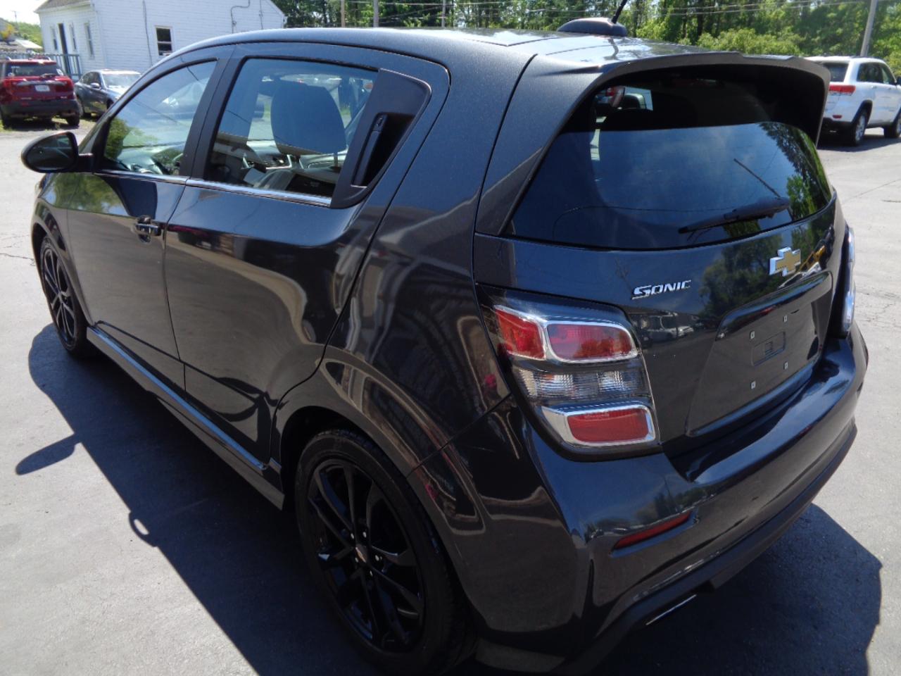 Chevrolet Sonic 5dr HB Auto Premier 2017