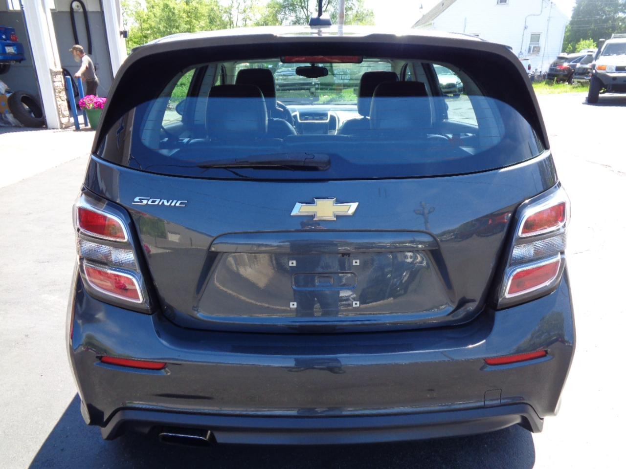 Chevrolet Sonic 5dr HB Auto Premier 2017
