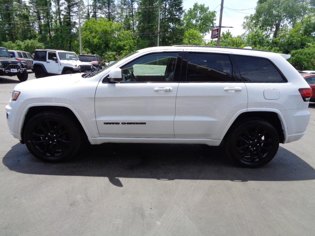 Jeep Grand Cherokee Altitude 4x4 *Ltd Avail* 2017