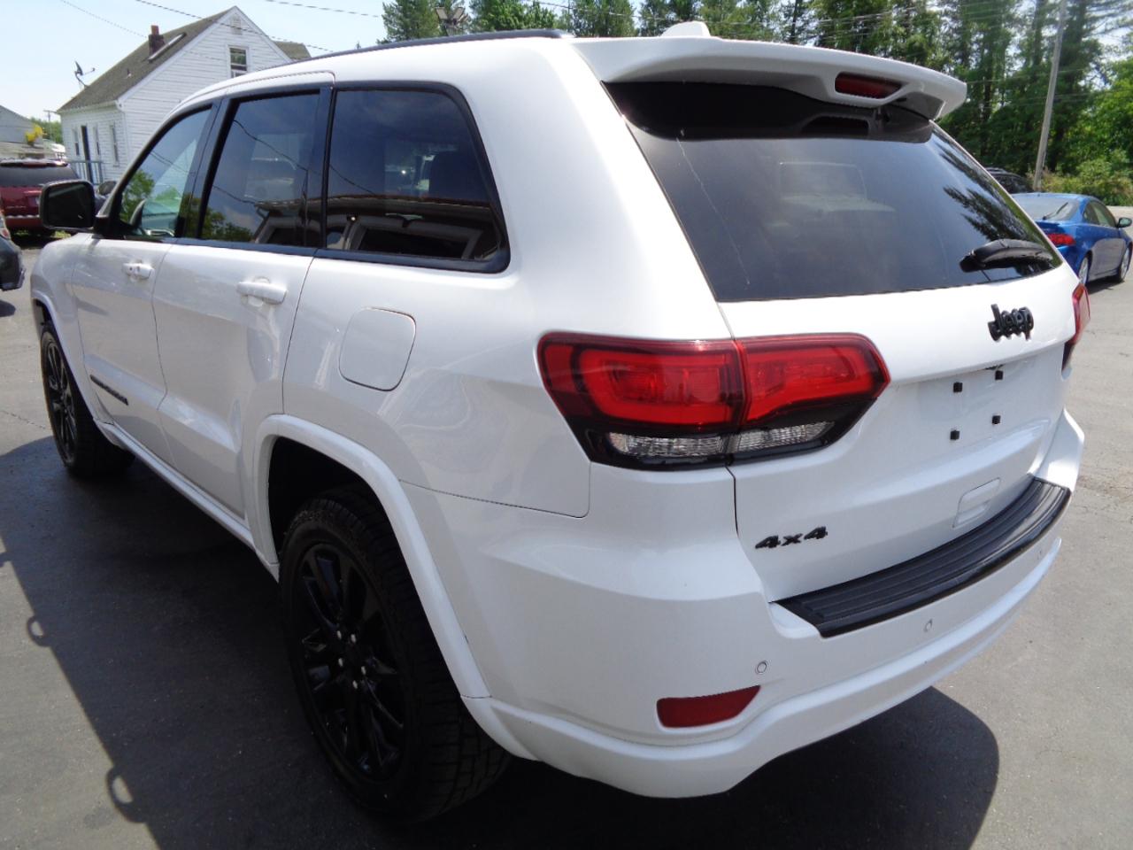 Jeep Grand Cherokee Altitude 4x4 *Ltd Avail* 2017