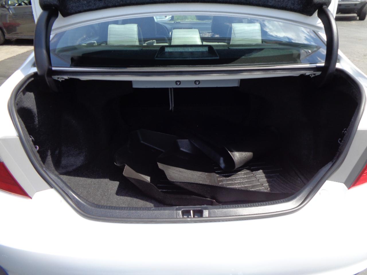 Toyota Camry XLE Auto (Natl) 2017