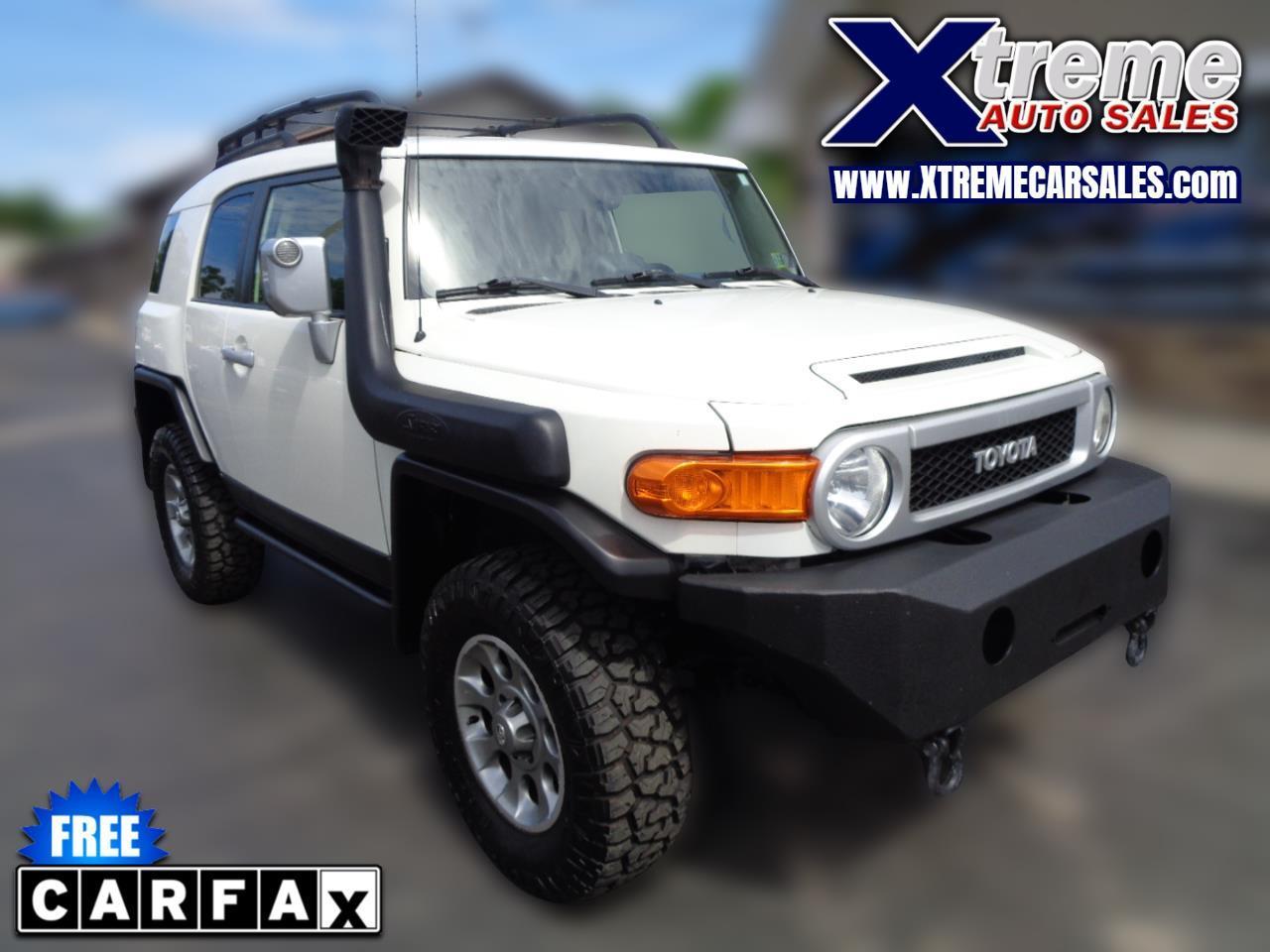 Toyota FJ Cruiser 4WD 4dr Man (Natl) 2013