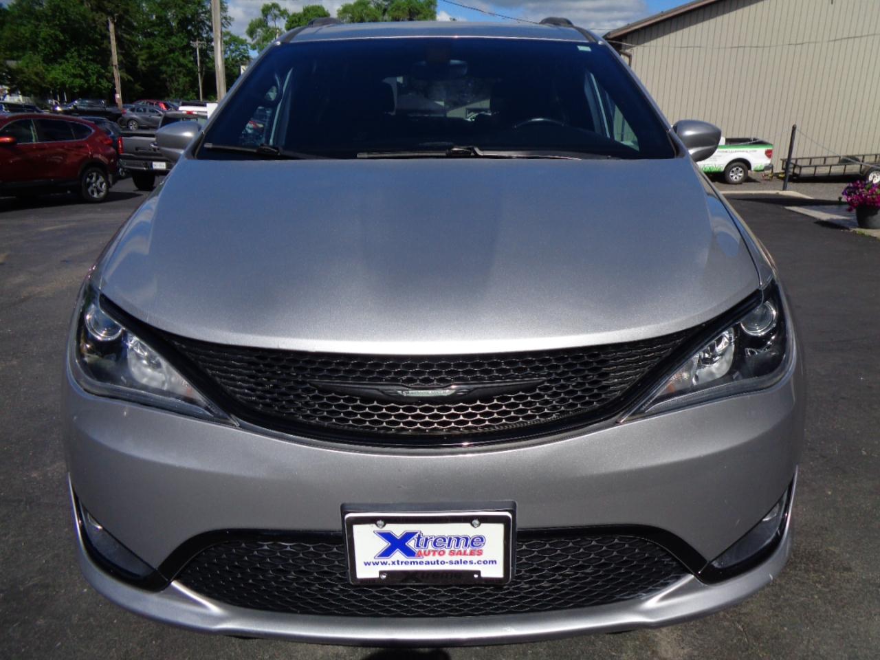 Chrysler Pacifica Touring Plus FWD 2018