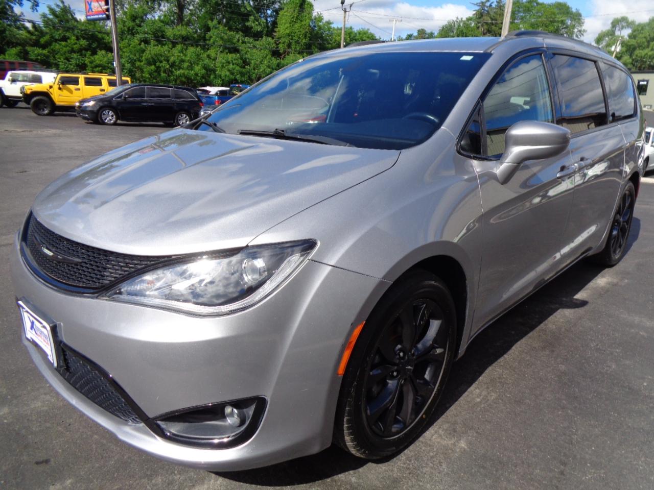 Chrysler Pacifica Touring Plus FWD 2018