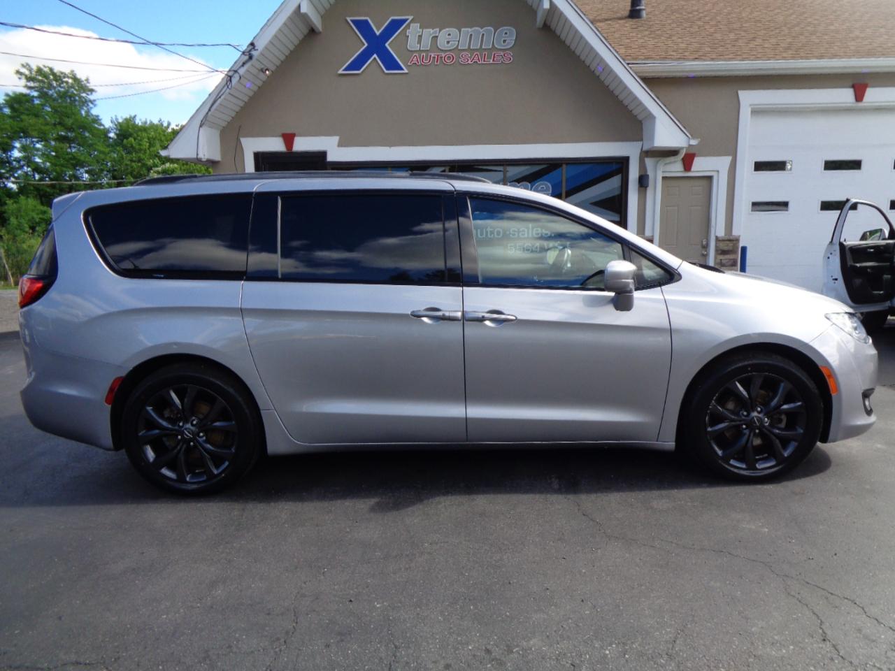 Chrysler Pacifica Touring Plus FWD 2018