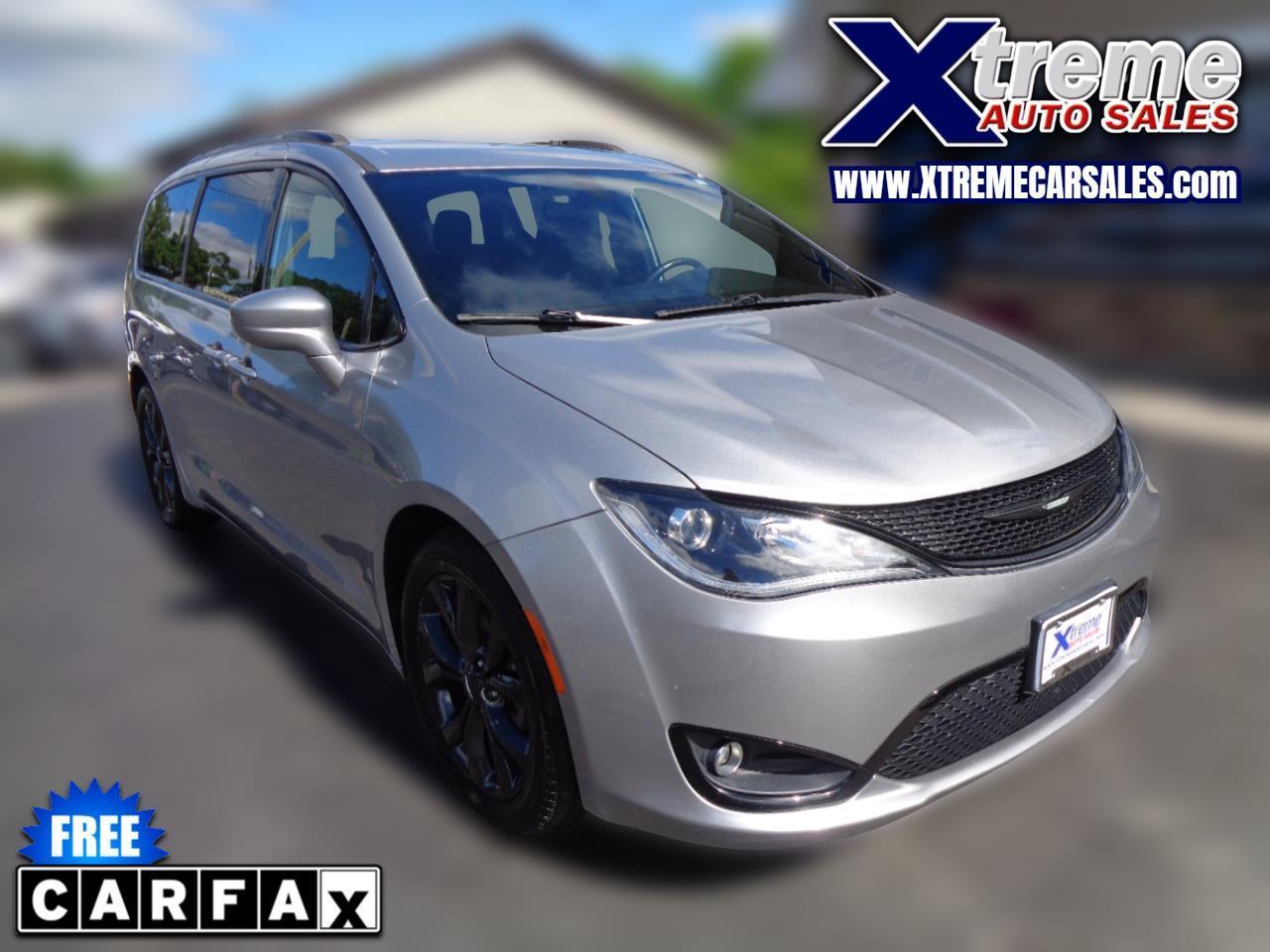 2018 Chrysler Pacifica Touring Plus FWD