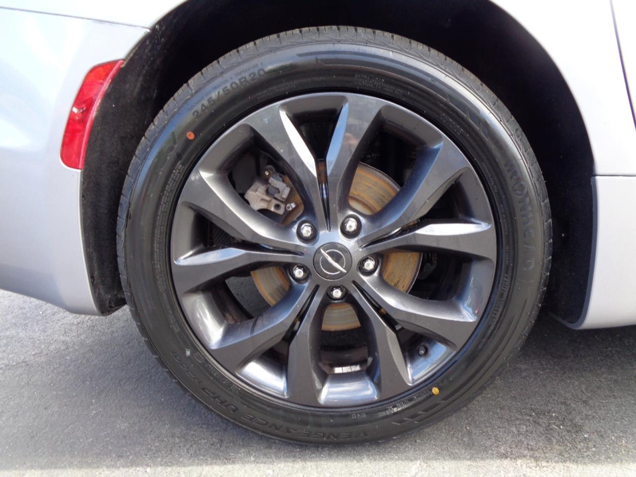 Chrysler Pacifica Touring Plus FWD 2018