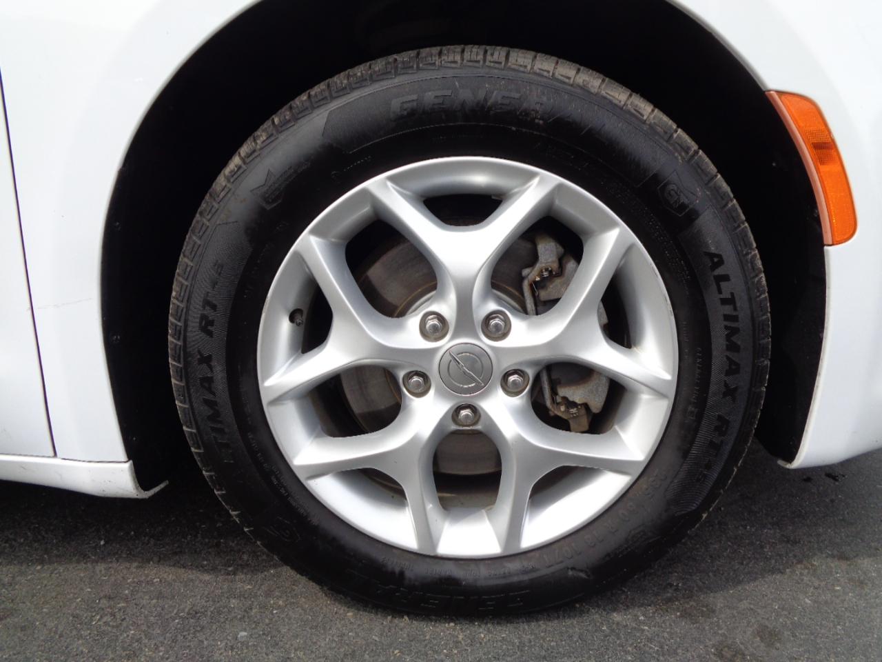 Chrysler Pacifica Touring-L FWD 2017