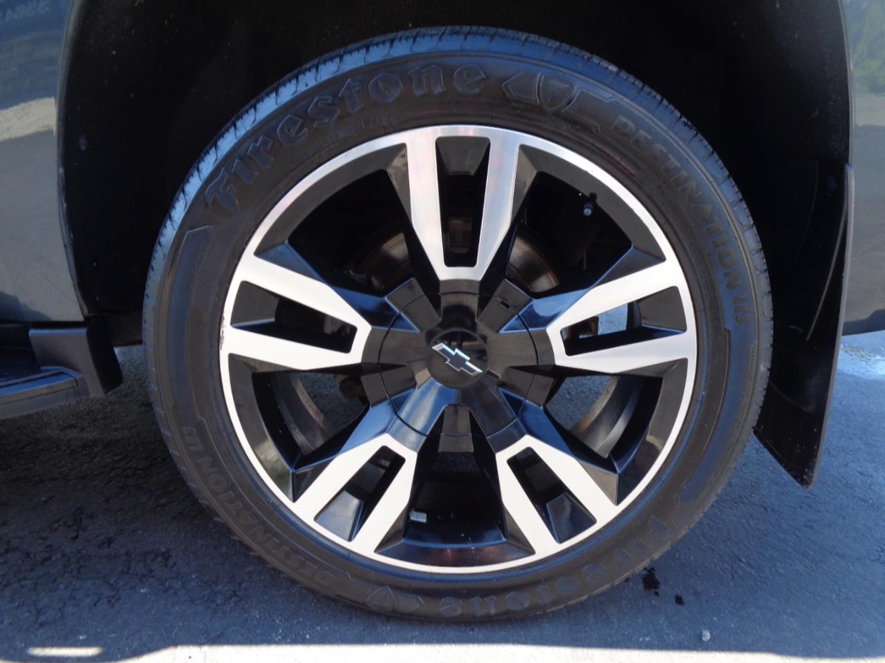 Chevrolet Tahoe 4WD 4dr LT 2020