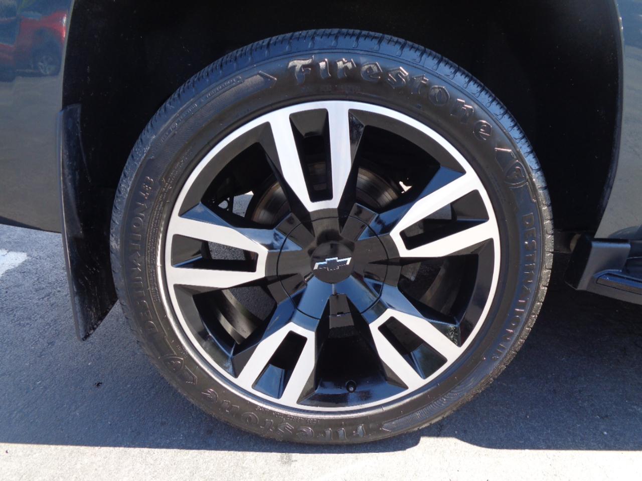 Chevrolet Tahoe 4WD 4dr LT 2020
