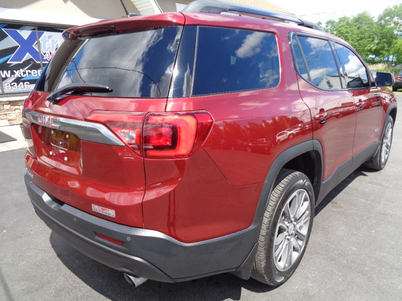 GMC Acadia AWD 4dr SLT w/SLT-1 2018