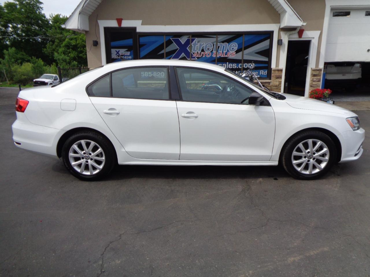 Volkswagen Jetta Sedan 4dr Auto 1.8T SE PZEV 2015