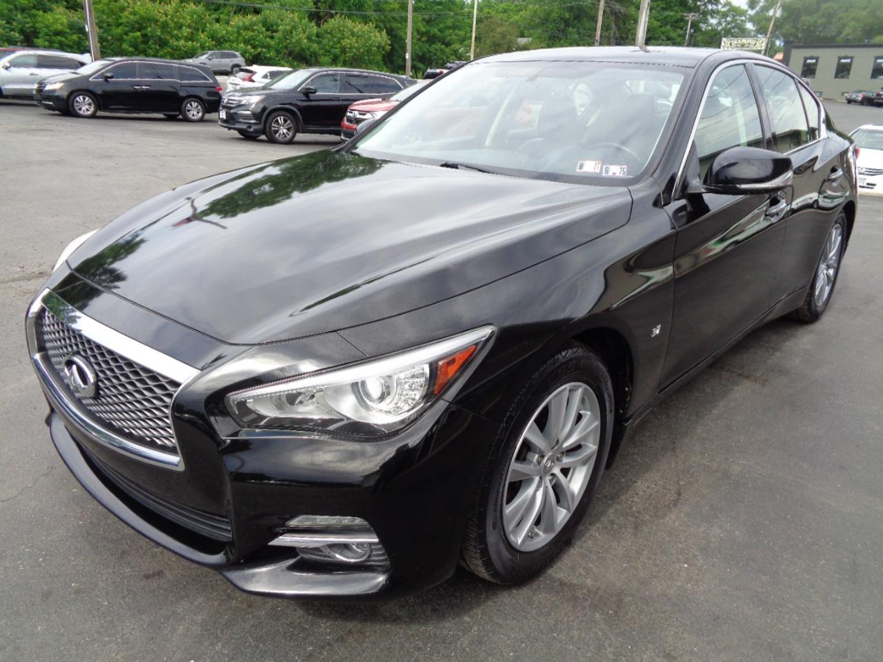 Infiniti Q50 4dr Sdn Premium AWD 2015