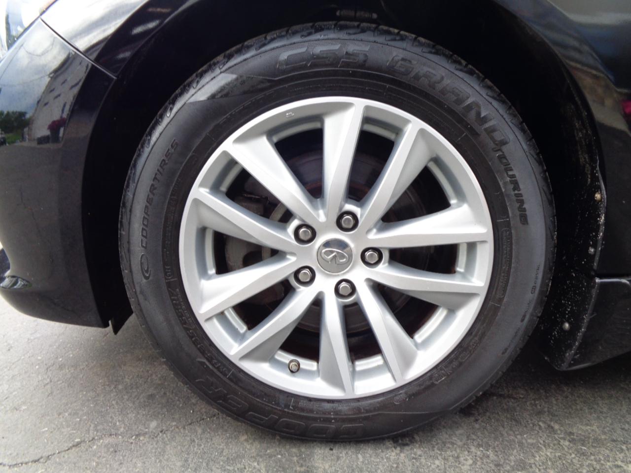 Infiniti Q50 4dr Sdn Premium AWD 2015