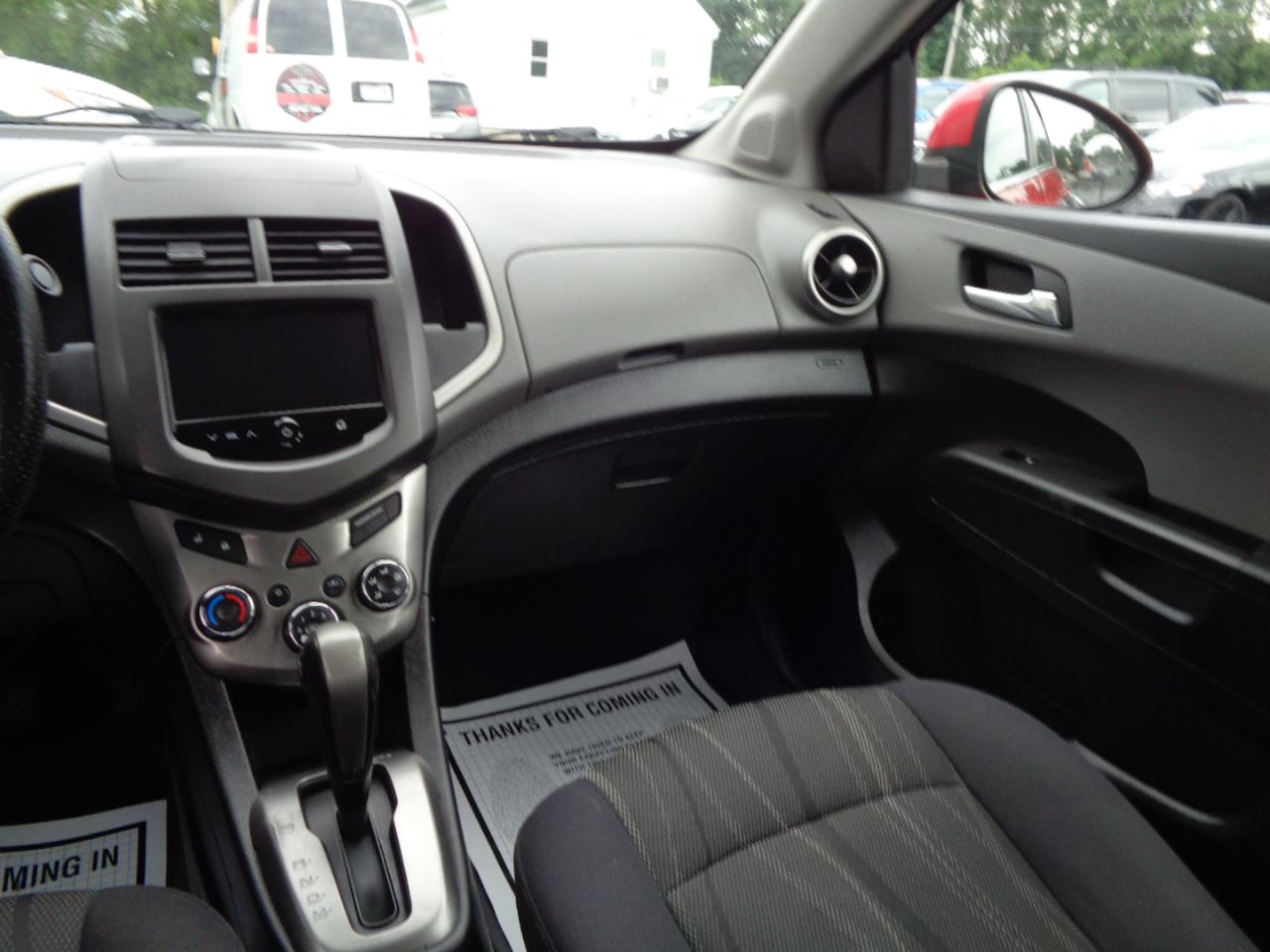 Chevrolet Sonic 4dr Sdn Auto LT 2014