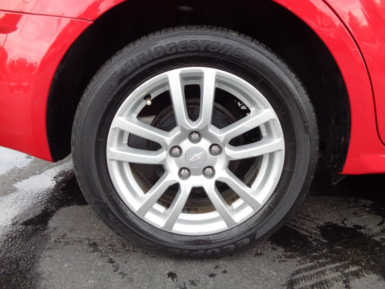 Chevrolet Sonic 4dr Sdn Auto LT 2014