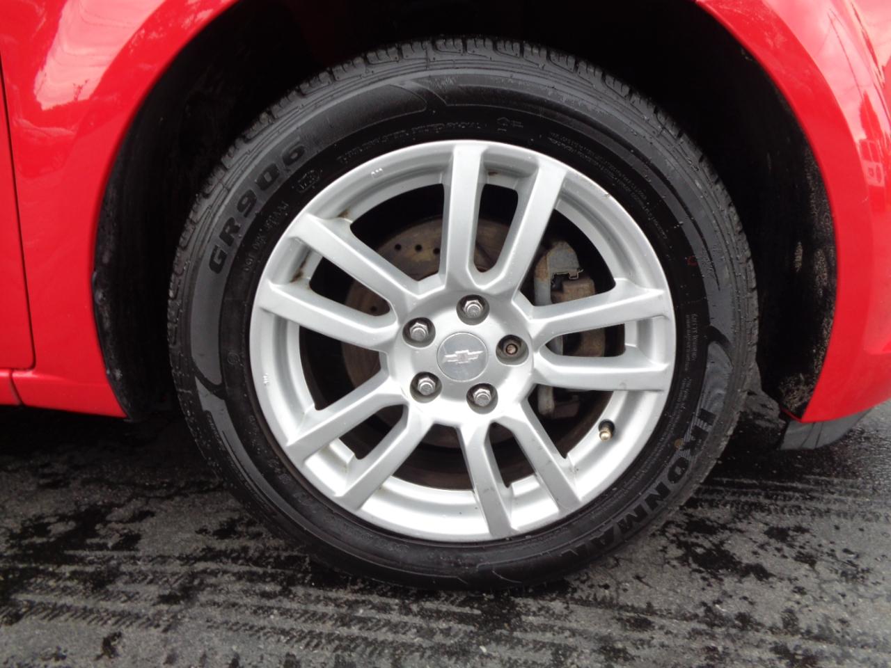 Chevrolet Sonic 4dr Sdn Auto LT 2014