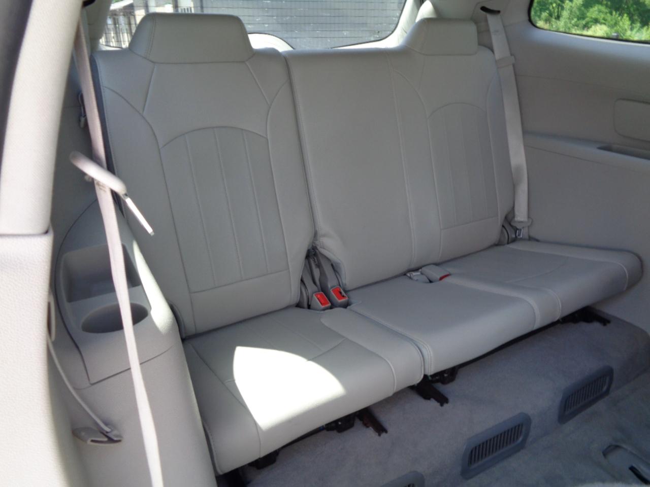 Buick Enclave AWD 4dr Leather 2015