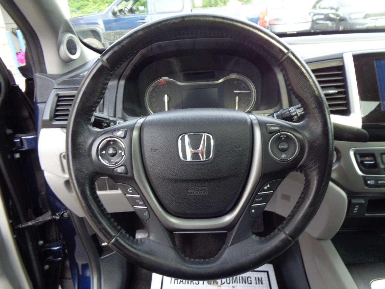 Honda Pilot EX-L w/Navigation AWD 2017