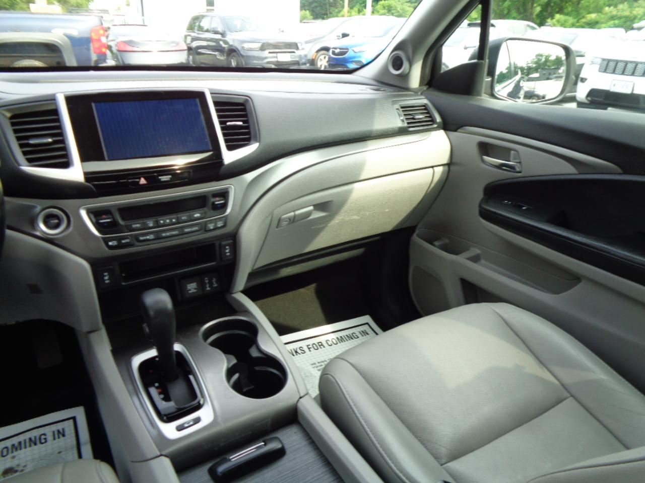 Honda Pilot EX-L w/Navigation AWD 2017