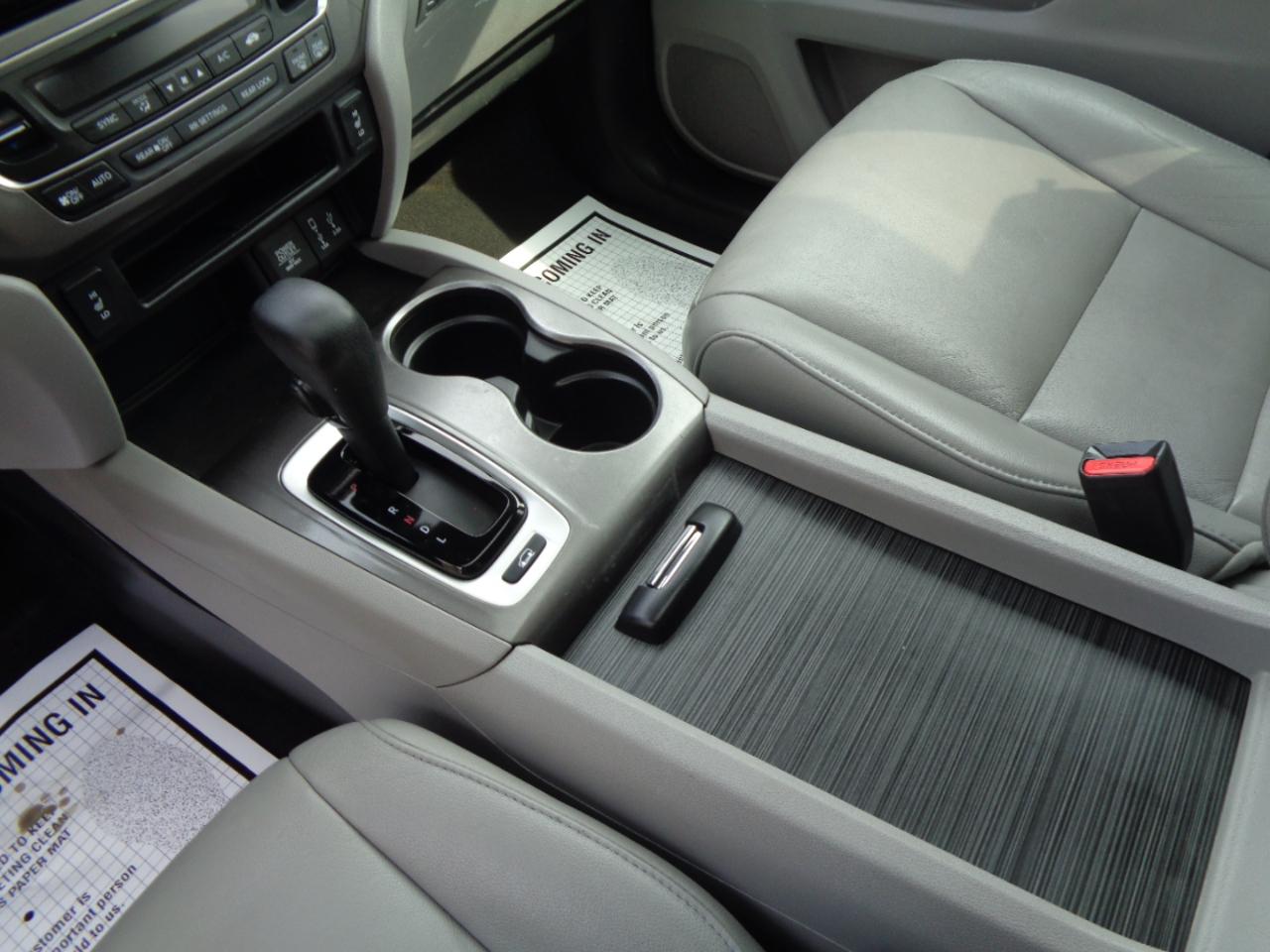 Honda Pilot EX-L w/Navigation AWD 2017