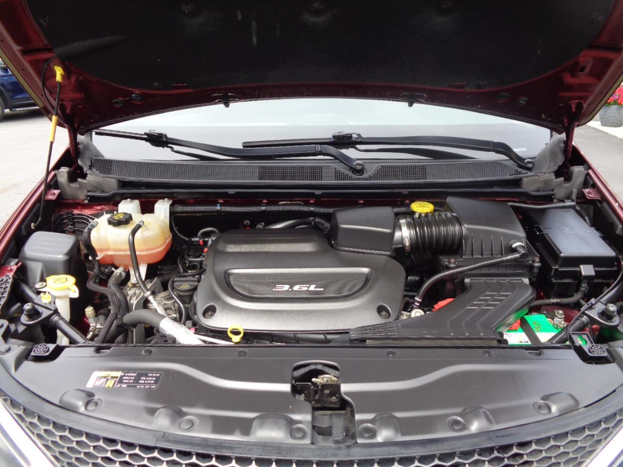 Chrysler Pacifica Touring FWD 2017