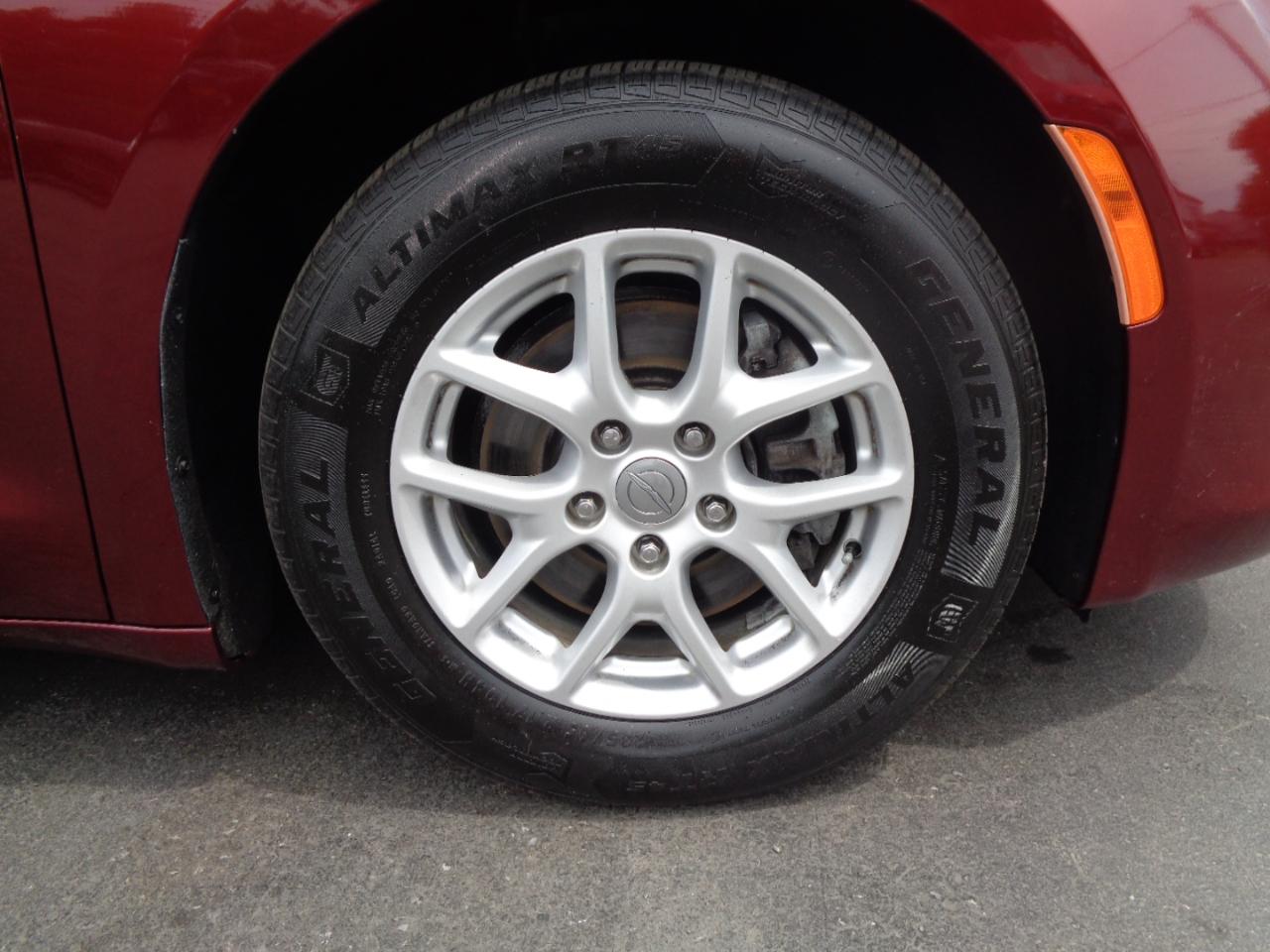 Chrysler Pacifica Touring FWD 2017
