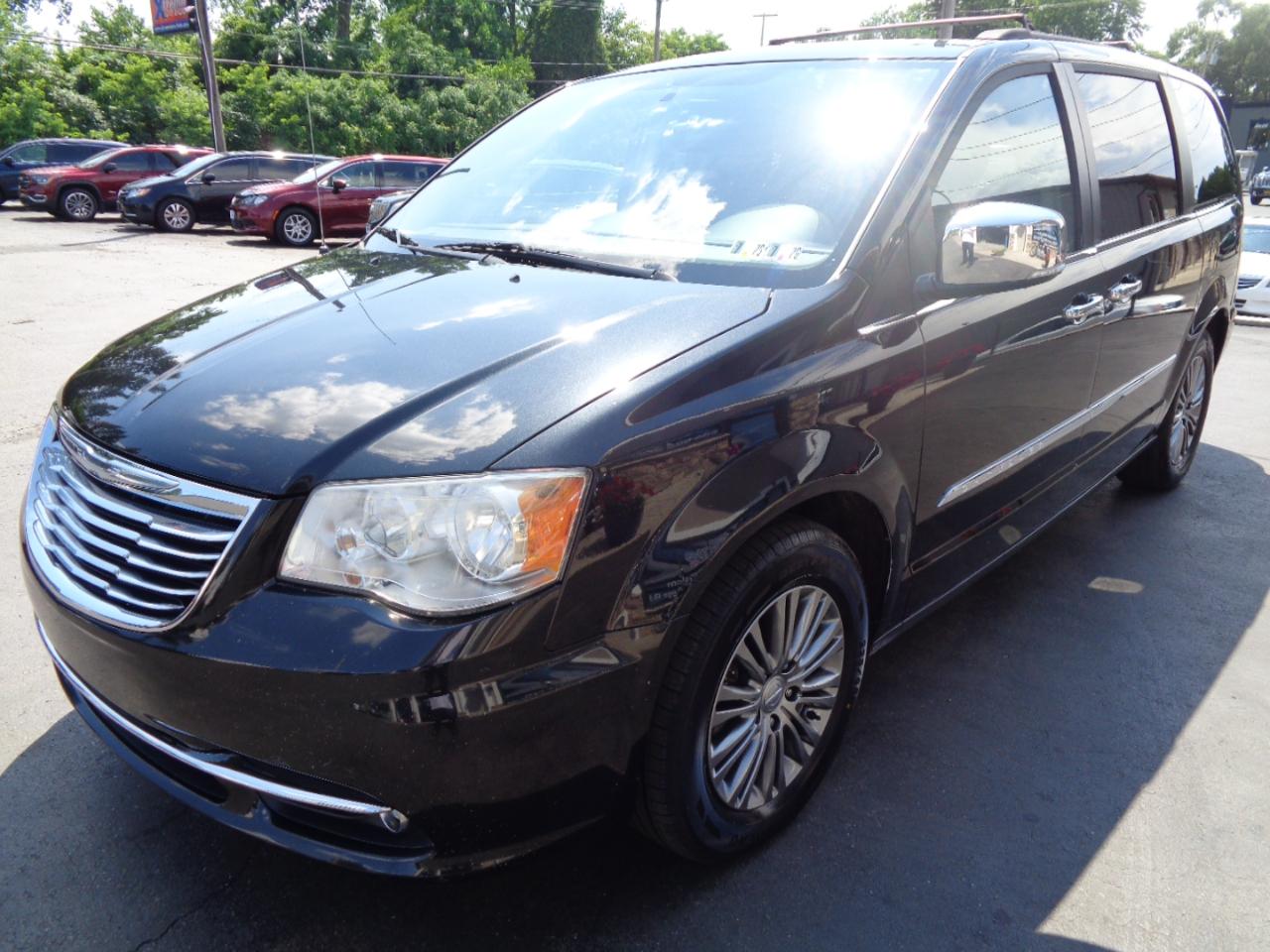 Chrysler Town & Country 4dr Wgn Touring-L 2014