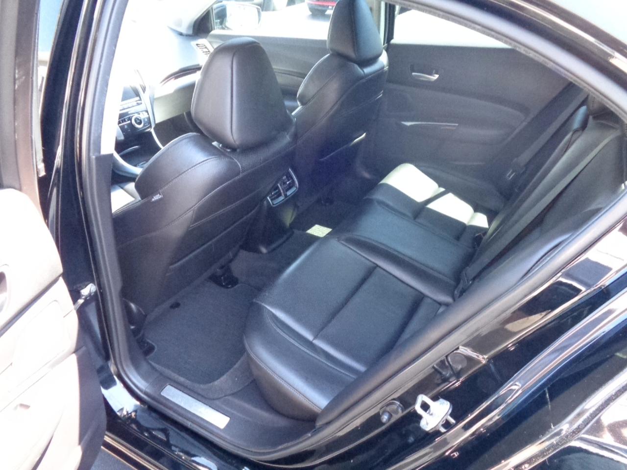 Acura TLX 4dr Sdn FWD V6 Tech 2015