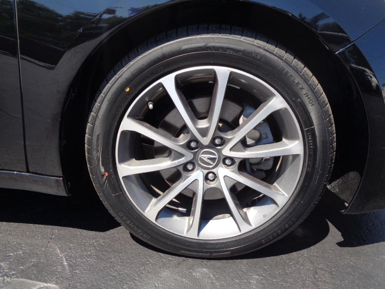 Acura TLX 4dr Sdn FWD V6 Tech 2015