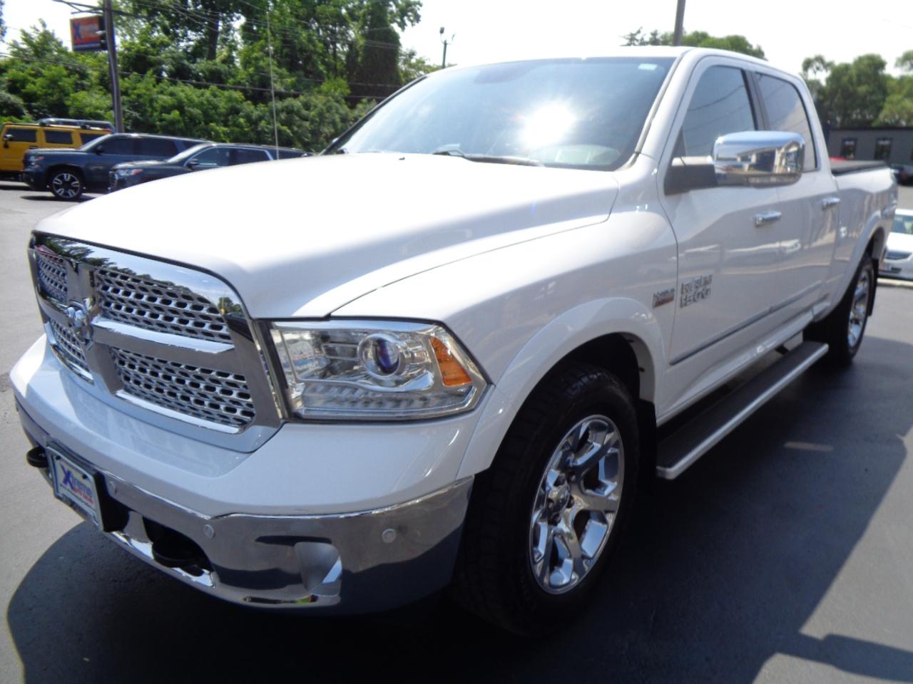 RAM 1500 Laramie 4x4 Crew Cab 6'4" Box 2018