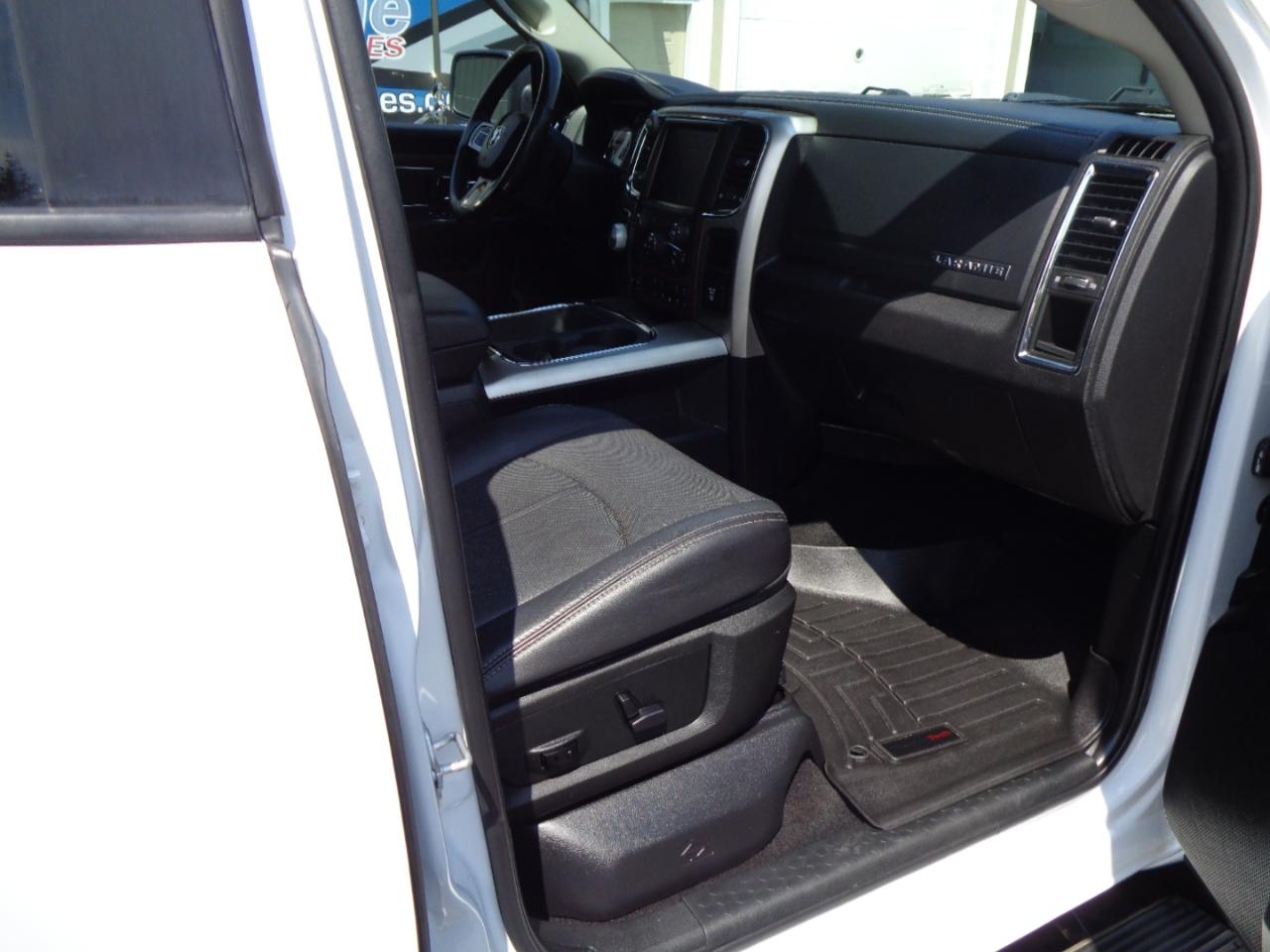 RAM 1500 Laramie 4x4 Crew Cab 6'4" Box 2018