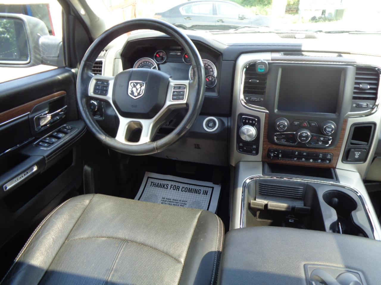 RAM 1500 Laramie 4x4 Crew Cab 6'4" Box 2018