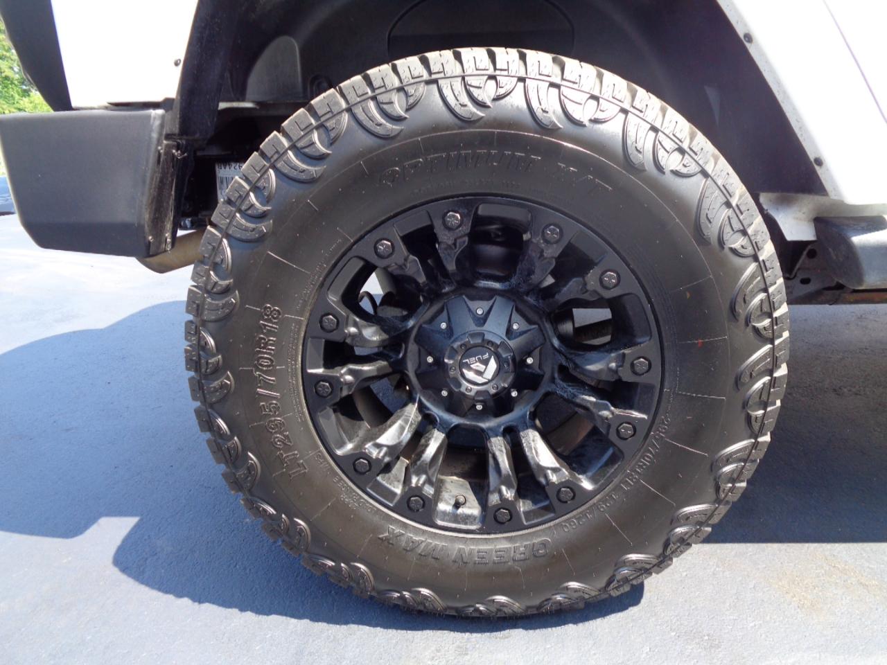 Jeep Wrangler Unlimited 4WD 4dr Sahara 2014