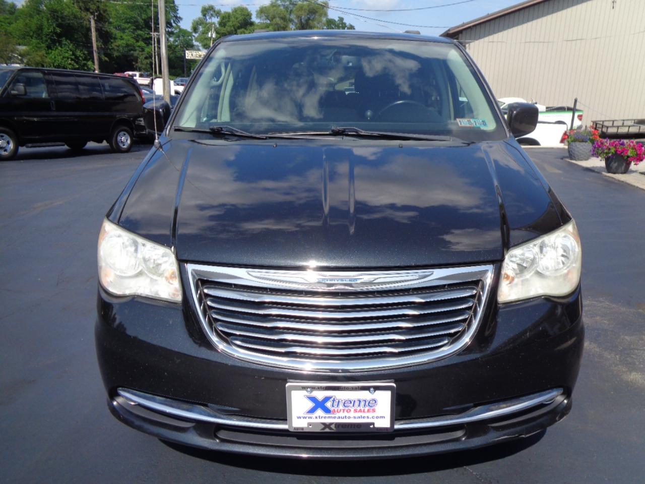 Chrysler Town & Country 4dr Wgn Touring 2014